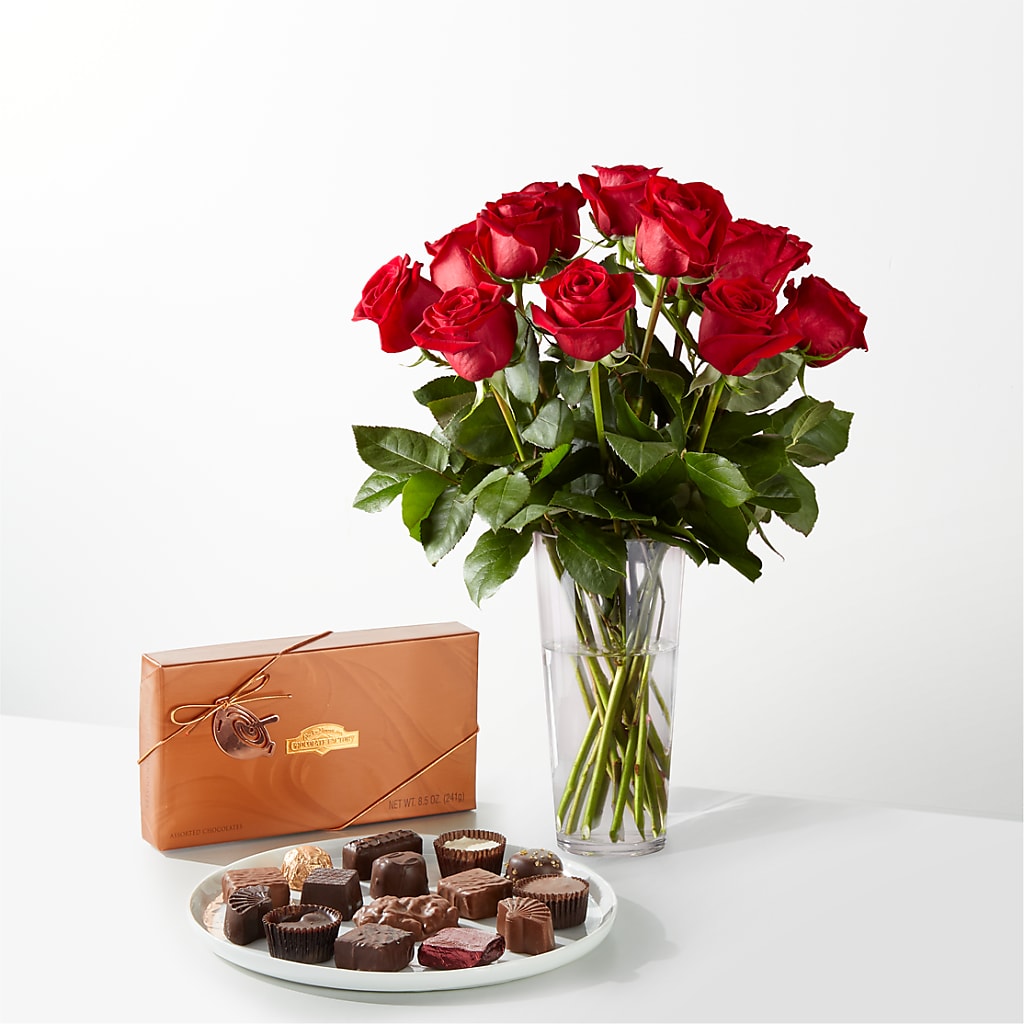 Romantic Long Stem Red Rose Bouquet Bundles – ROWLETT FLORIST & GIFTS, Garland TX