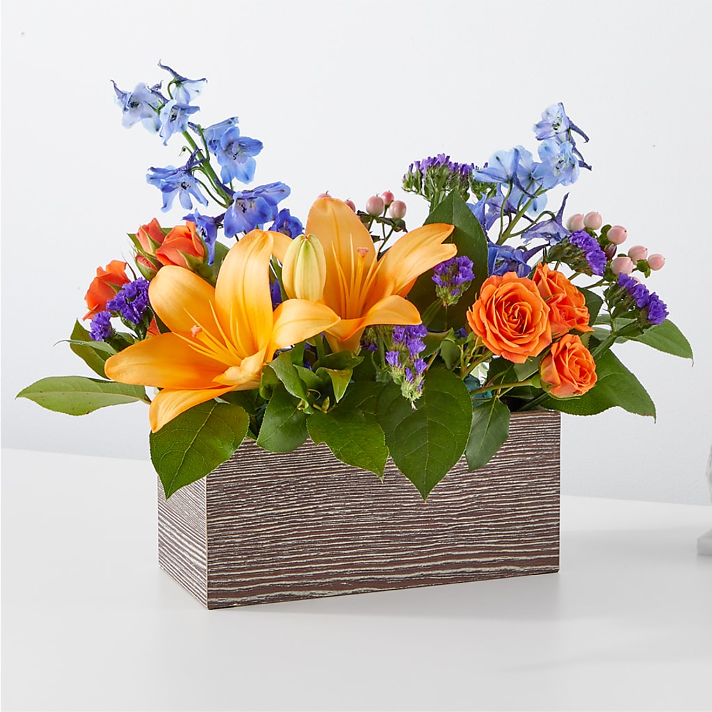 Radiant Citrus Box Bouquet – ROWLETT FLORIST & GIFTS, Garland TX