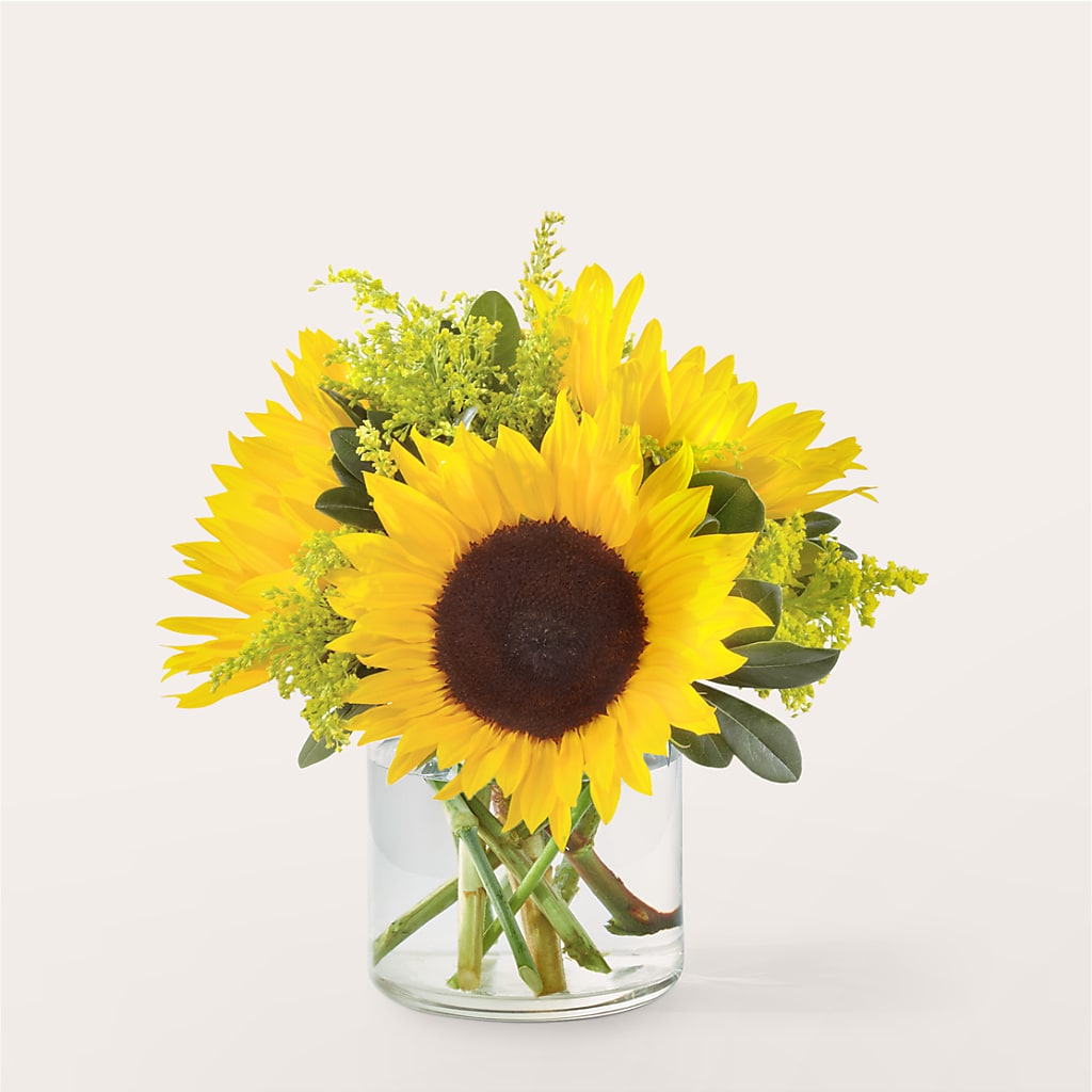 Beaming Sunflower Bouquet – ROWLETT FLORIST & GIFTS, Garland TX