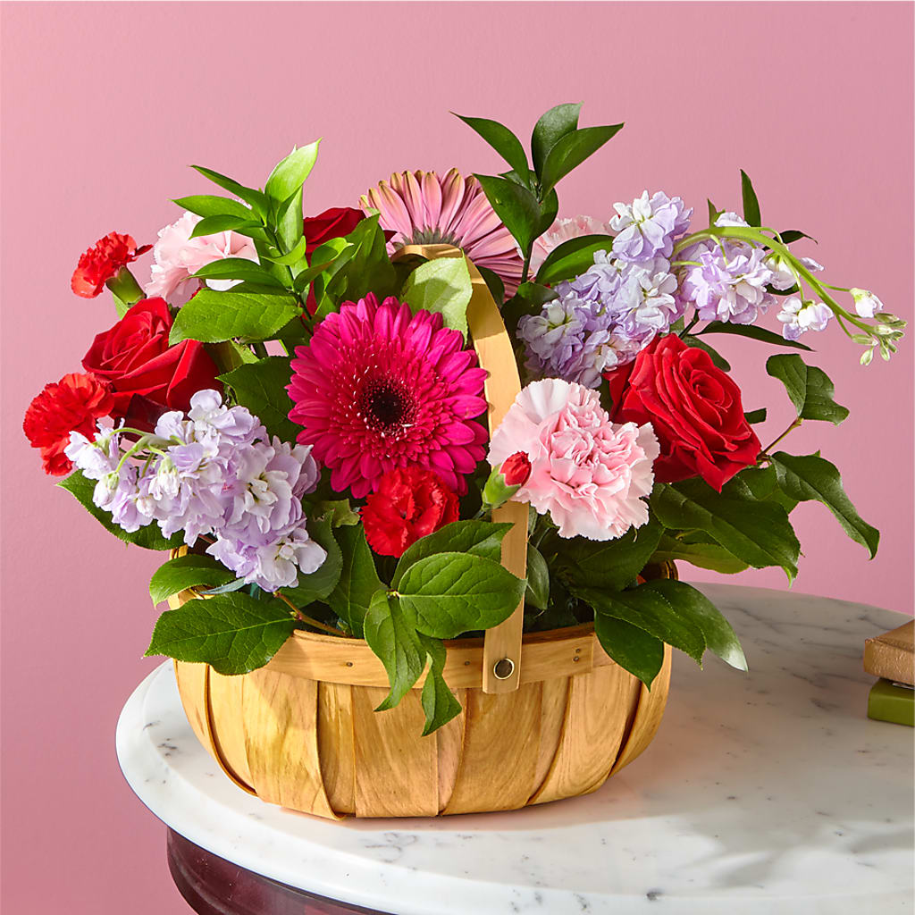 Pink Picnic Basket – ROWLETT FLORIST & GIFTS, Garland TX