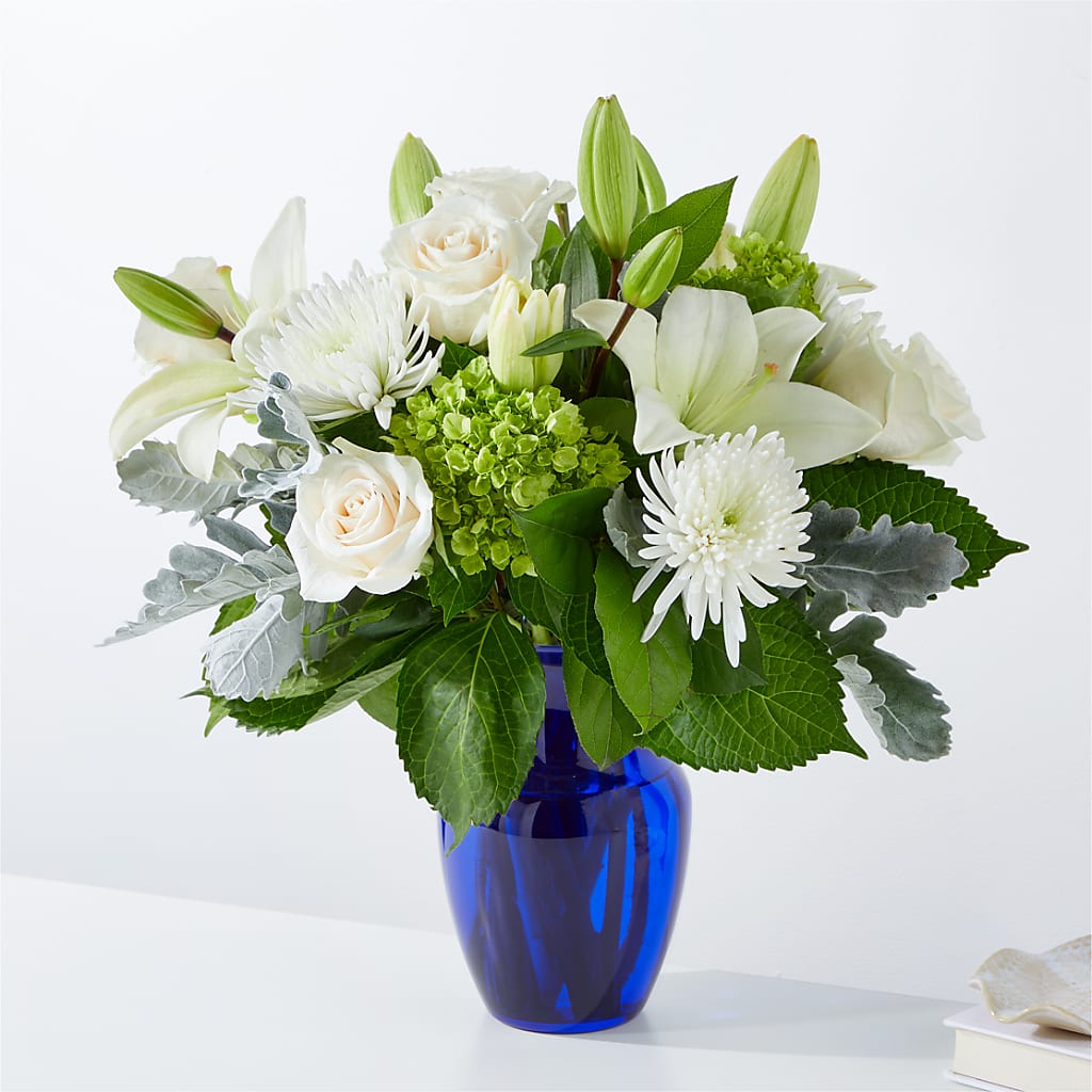 Snowy Dreams Bouquet – ROWLETT FLORIST & GIFTS, Garland TX