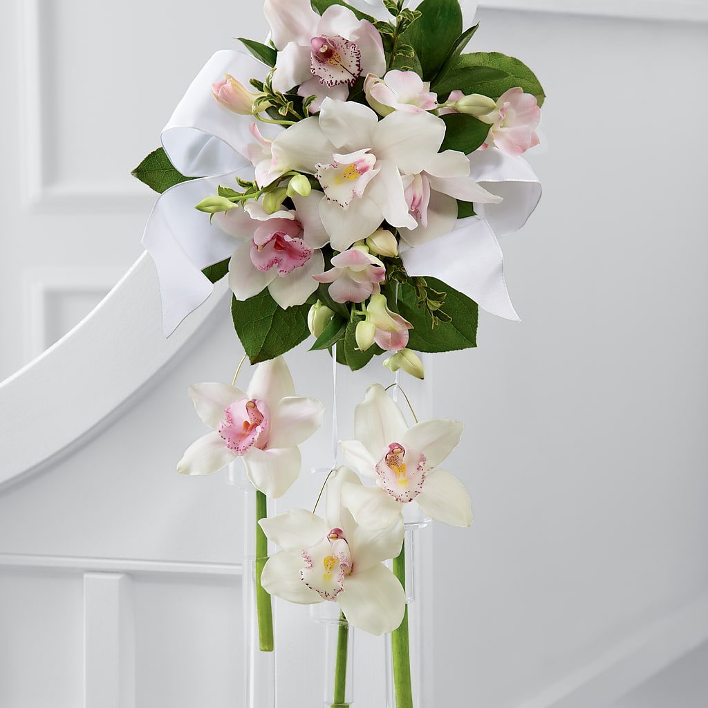 Perfect Entrance Pew Arrangement – ROWLETT FLORIST & GIFTS, Garland TX