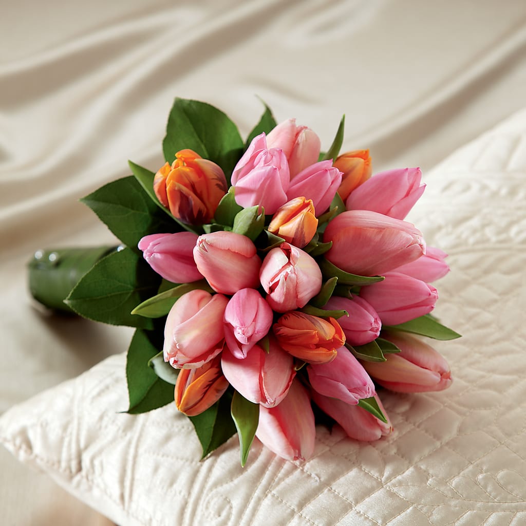 Embraceable Bouquet – ROWLETT FLORIST & GIFTS, Garland TX