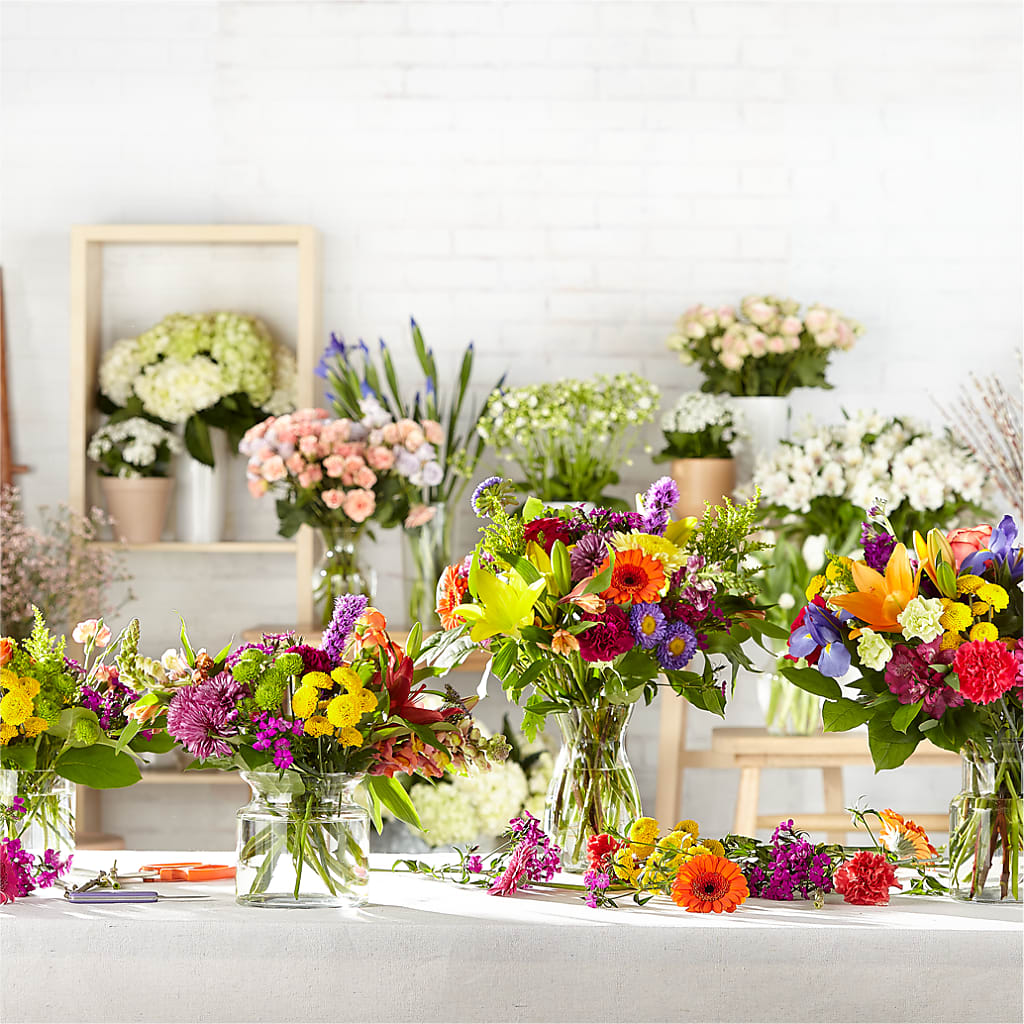 Bold & Bright – A Florist Original – ROWLETT FLORIST & GIFTS, Garland TX