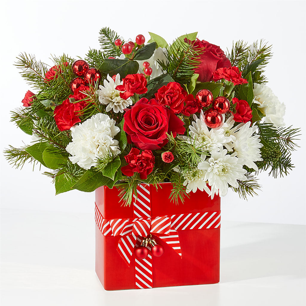 Presents Under the Tree Bouquet – ROWLETT FLORIST & GIFTS, Garland TX