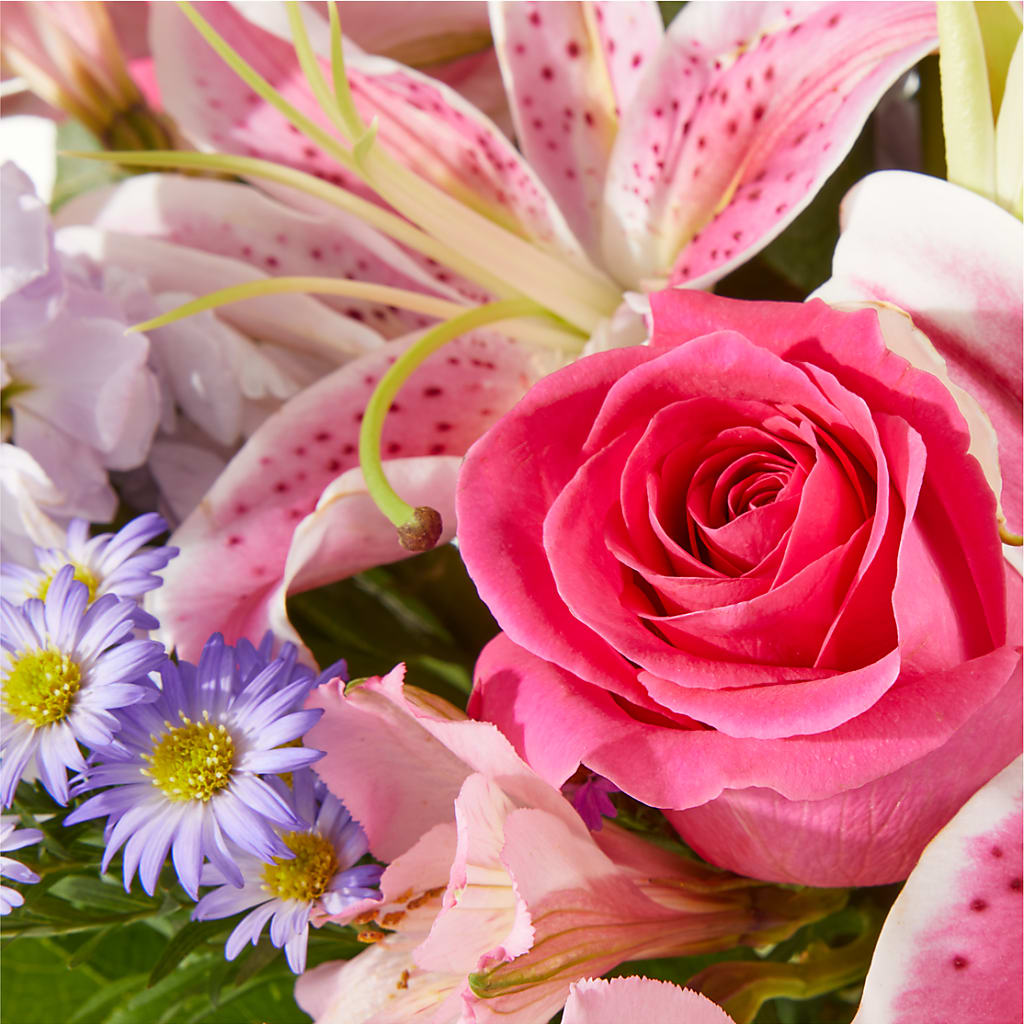 Pressing Petals Bouquet – ROWLETT FLORIST & GIFTS, Garland TX