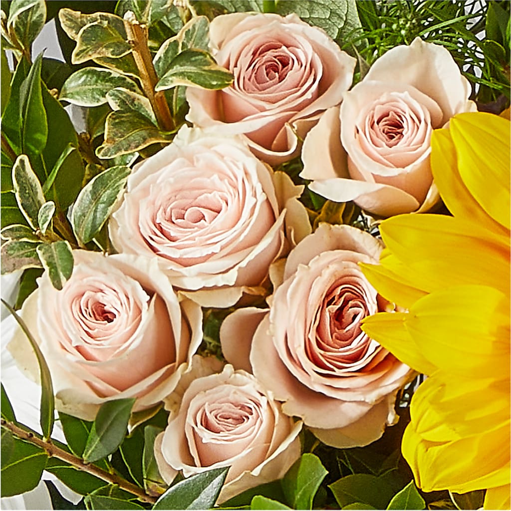 The Good Life Bouquet – ROWLETT FLORIST & GIFTS, Garland TX
