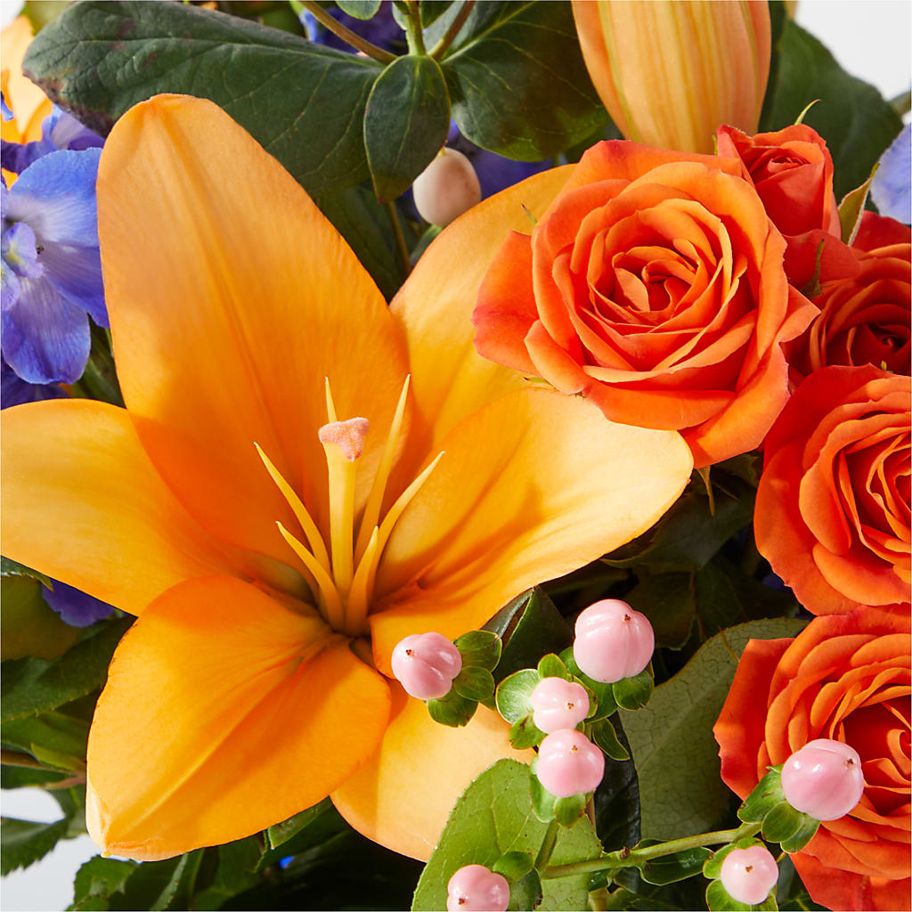 Radiant Citrus Bouquet – ROWLETT FLORIST & GIFTS, Garland TX