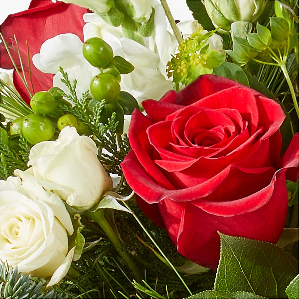 Deck the Halls Bouquet – ROWLETT FLORIST & GIFTS, Garland TX